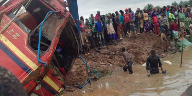 8 People Die Instantly Several Injured In Truck Accident in Kakumiro